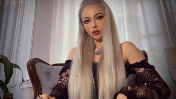 Valeria Lukyanova